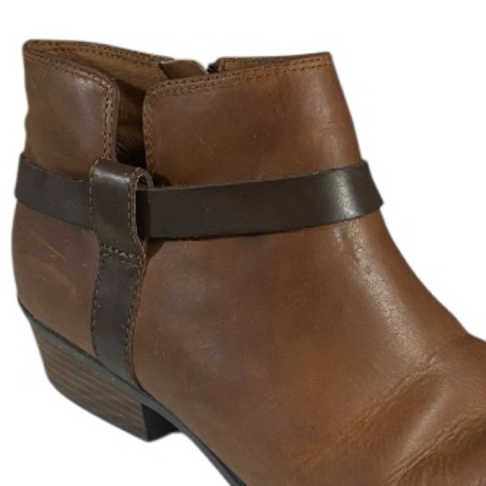 Clarks Leather Booties, Neutral,Sz 9, Sustainable, Timeless,Capsule wardrobe - Picture 2 of 15